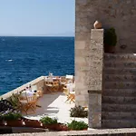 Hotel Mavromichalai