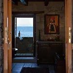 Mavromichalai Hotel Liménion