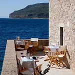 Hotel Mavromichalai