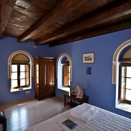 Mavromichalai Hotel