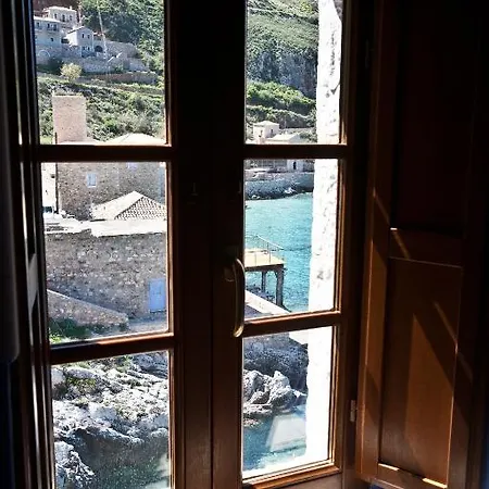 Mavromichalai 4* Liménion