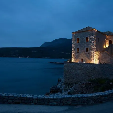 Mavromichalai Hotell