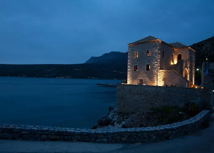 Mavromichalai Hotel